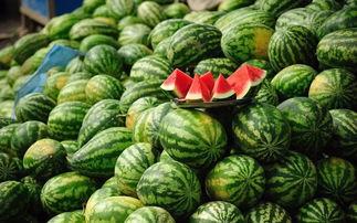 吃瓜毁三观,吃瓜群众如何颠覆传统三观